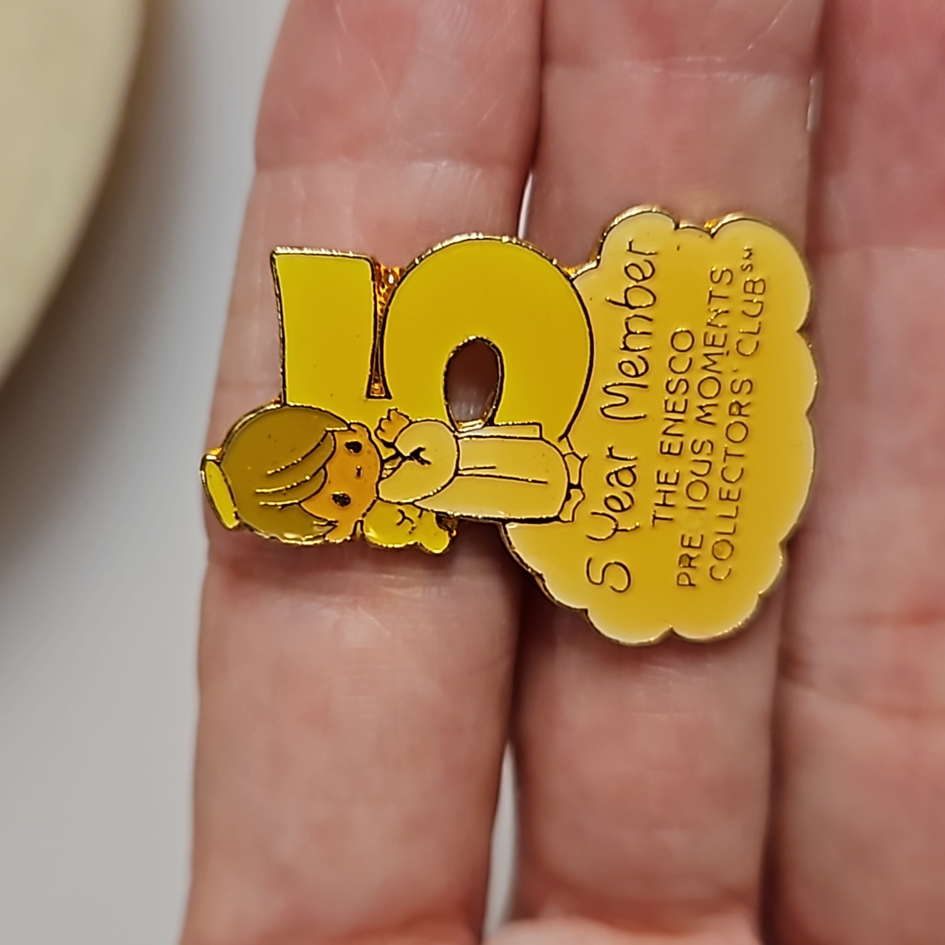 Precious Moments 5 Year Member Collector's Club Anniversary Pinback Rare